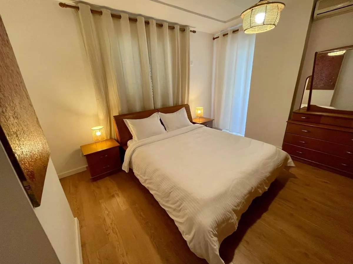 Proper Apartment 1 Tiran